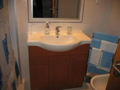 Apartment T1 In Near Alfamar