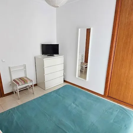 Apartment T1 In Near Alfamar *