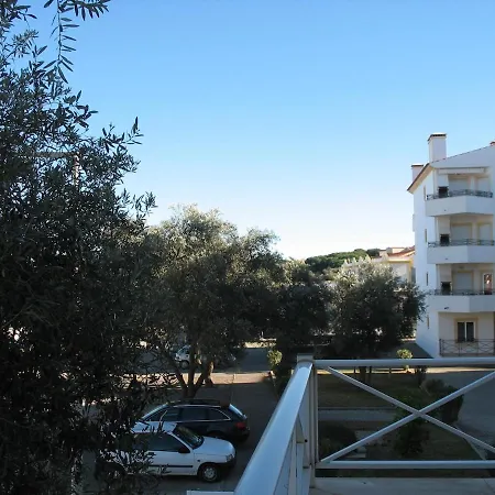 Apartment T1 In Near Alfamar *